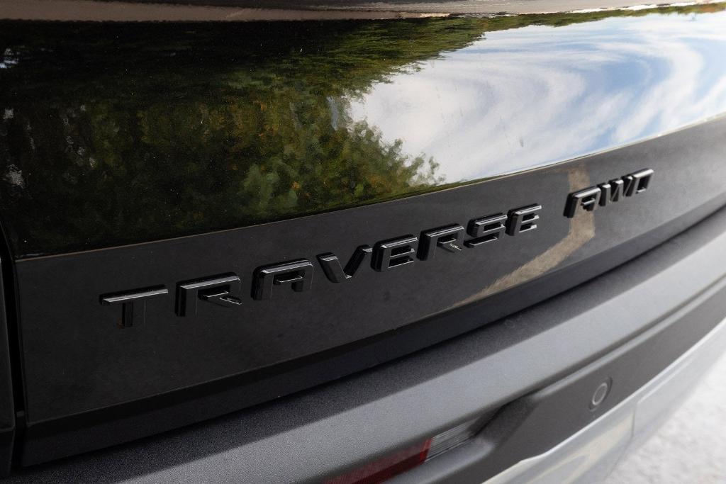 new 2026 Chevrolet Traverse car, priced at $52,020