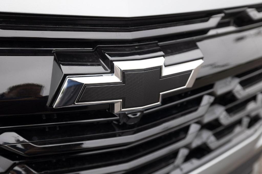 new 2026 Chevrolet Equinox car, priced at $35,850