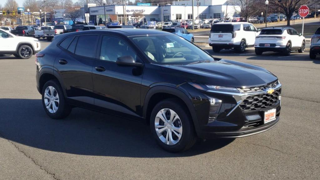 new 2025 Chevrolet Trax car, priced at $20,445