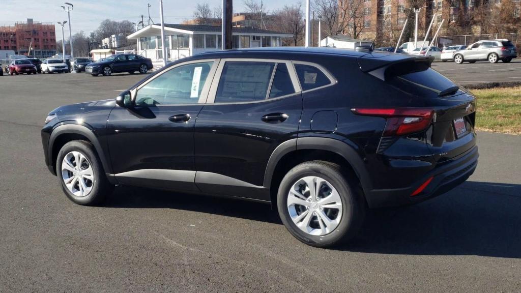 new 2025 Chevrolet Trax car, priced at $20,445