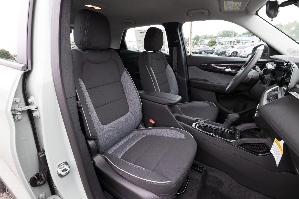 new 2026 Chevrolet TrailBlazer car, priced at $25,585