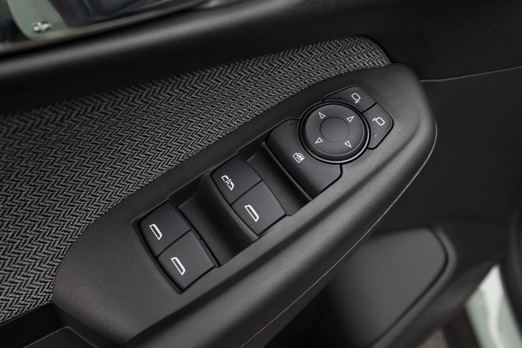 new 2026 Chevrolet TrailBlazer car, priced at $25,585