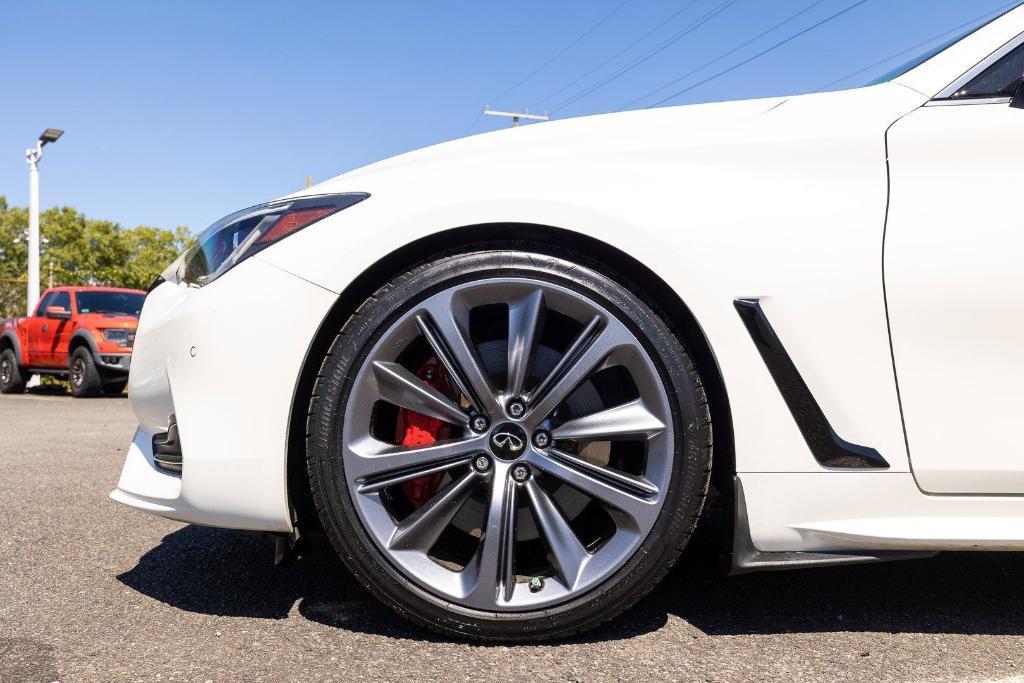 used 2022 INFINITI Q60 car, priced at $39,000