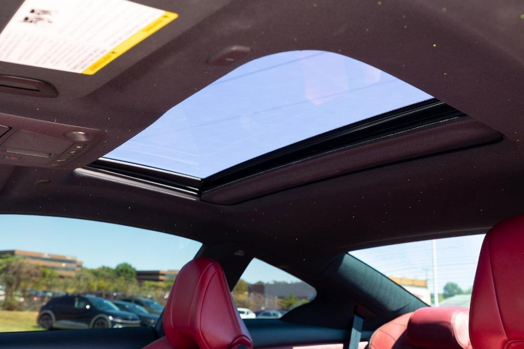 used 2022 INFINITI Q60 car, priced at $39,000