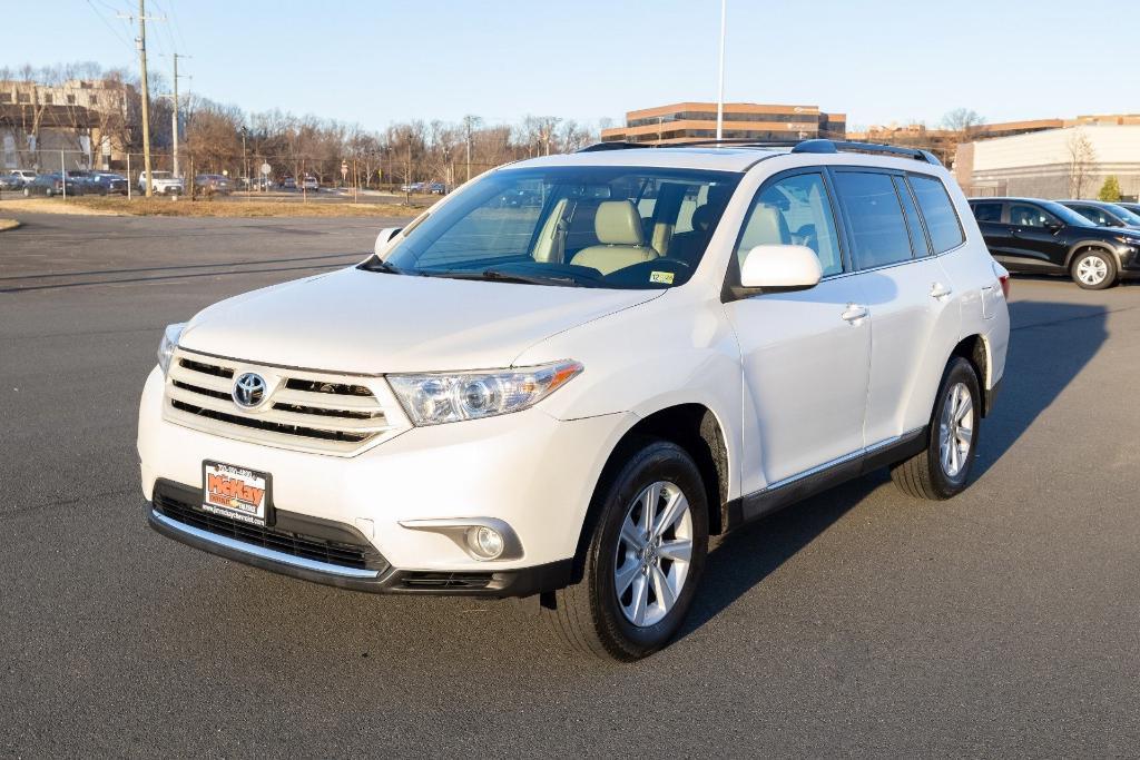 used 2013 Toyota Highlander car, priced at $13,585