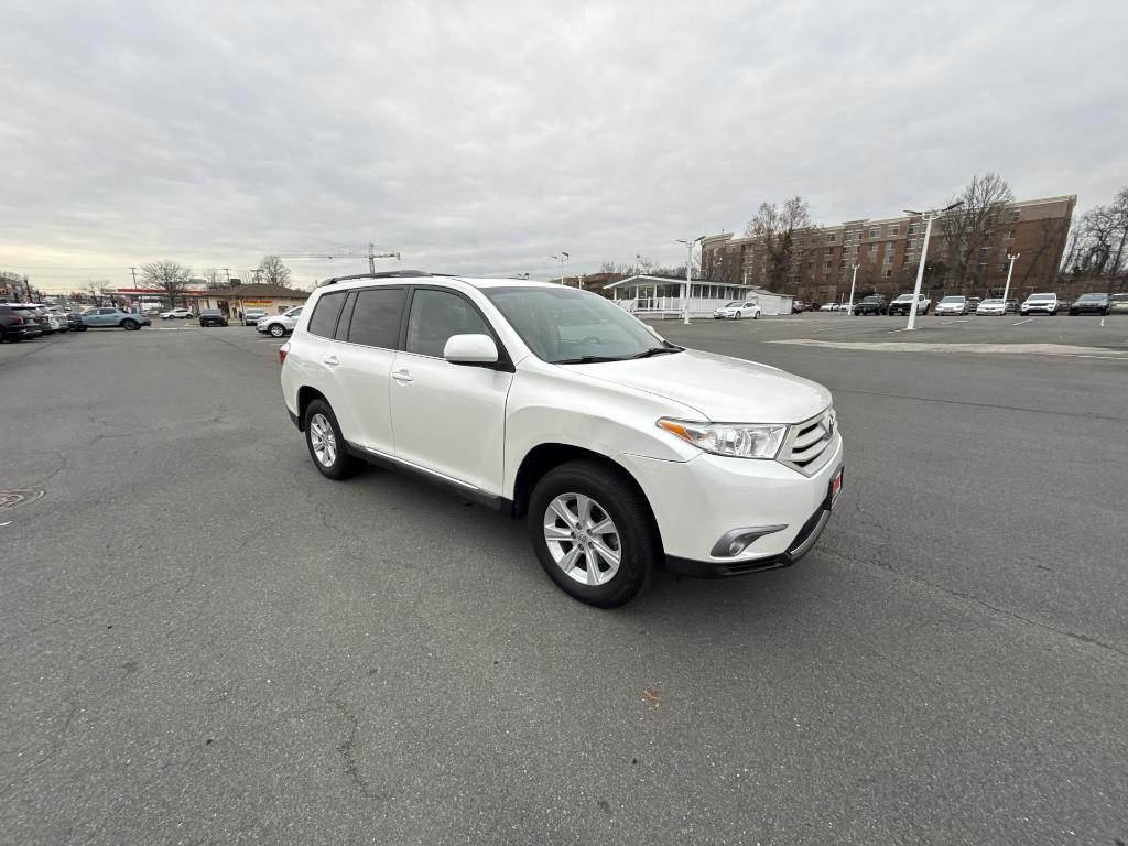 used 2013 Toyota Highlander car, priced at $13,585