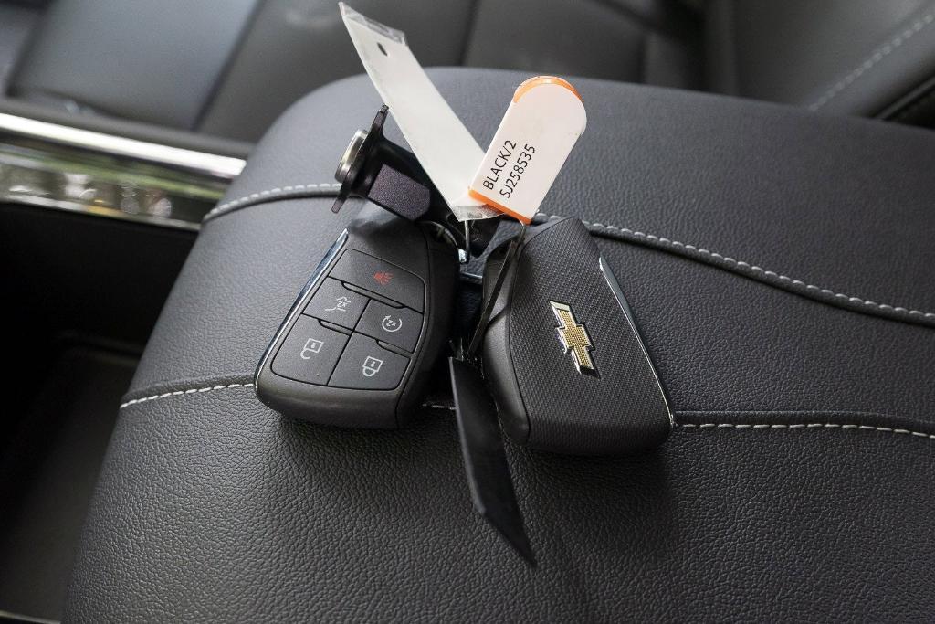 new 2025 Chevrolet Traverse car, priced at $38,612