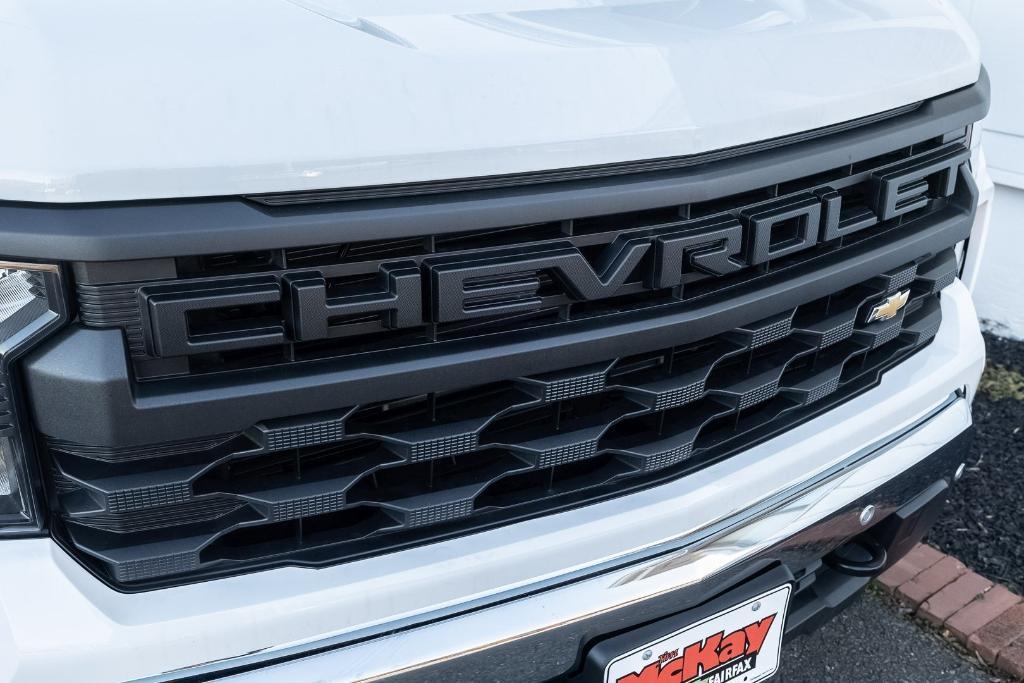 new 2025 Chevrolet Silverado 1500 car, priced at $33,980