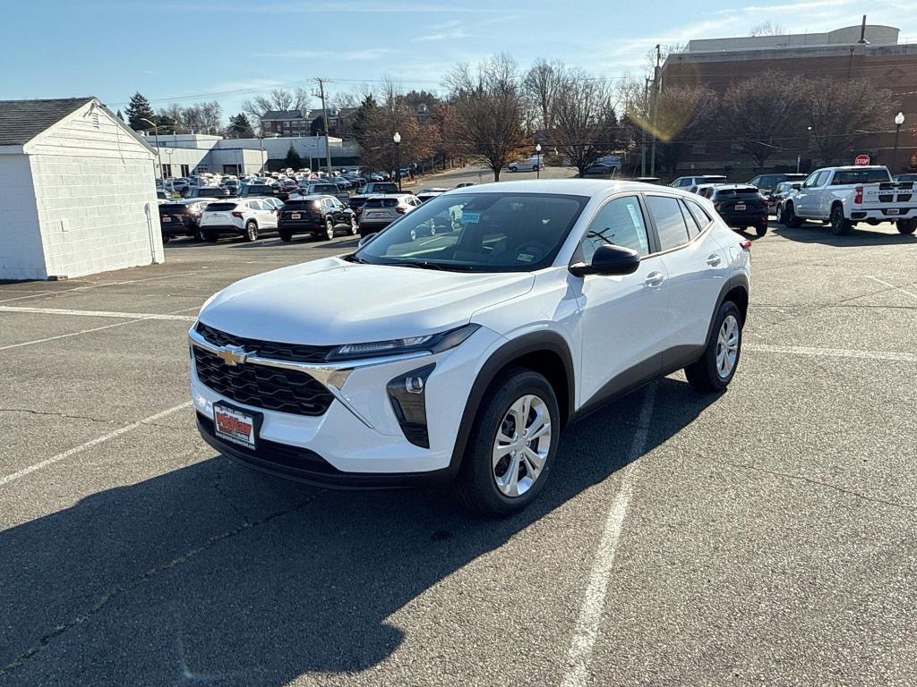 new 2025 Chevrolet Trax car, priced at $20,445