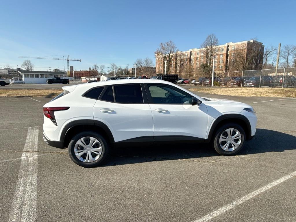 new 2025 Chevrolet Trax car, priced at $20,445