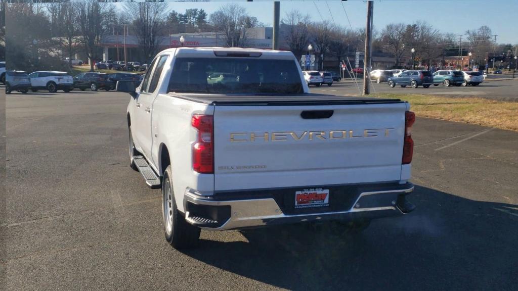 new 2024 Chevrolet Silverado 1500 car, priced at $40,495