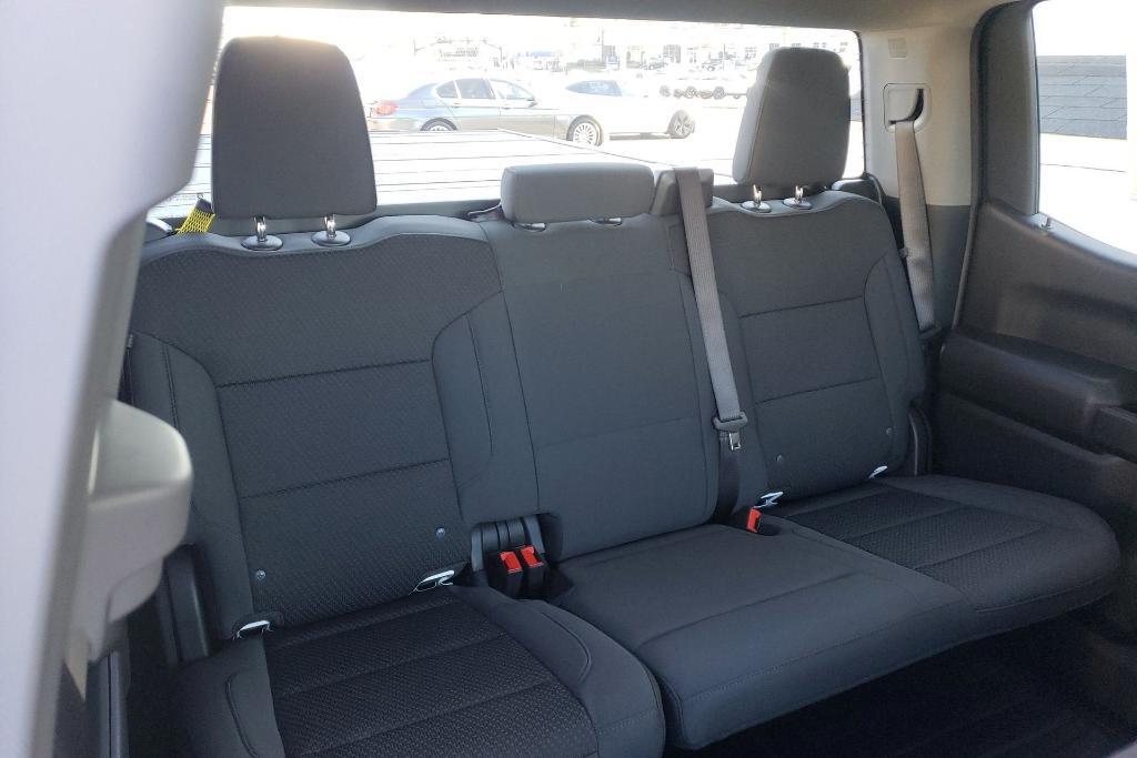 new 2024 Chevrolet Silverado 1500 car, priced at $39,999