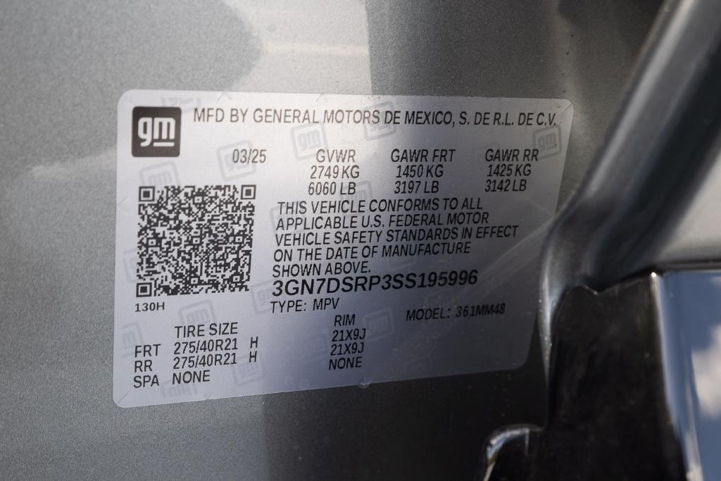new 2025 Chevrolet Equinox EV car, priced at $37,499