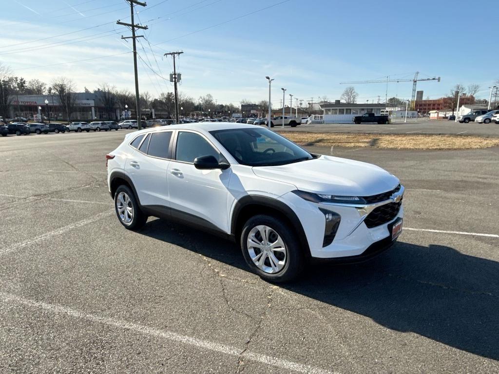 new 2025 Chevrolet Trax car, priced at $20,445