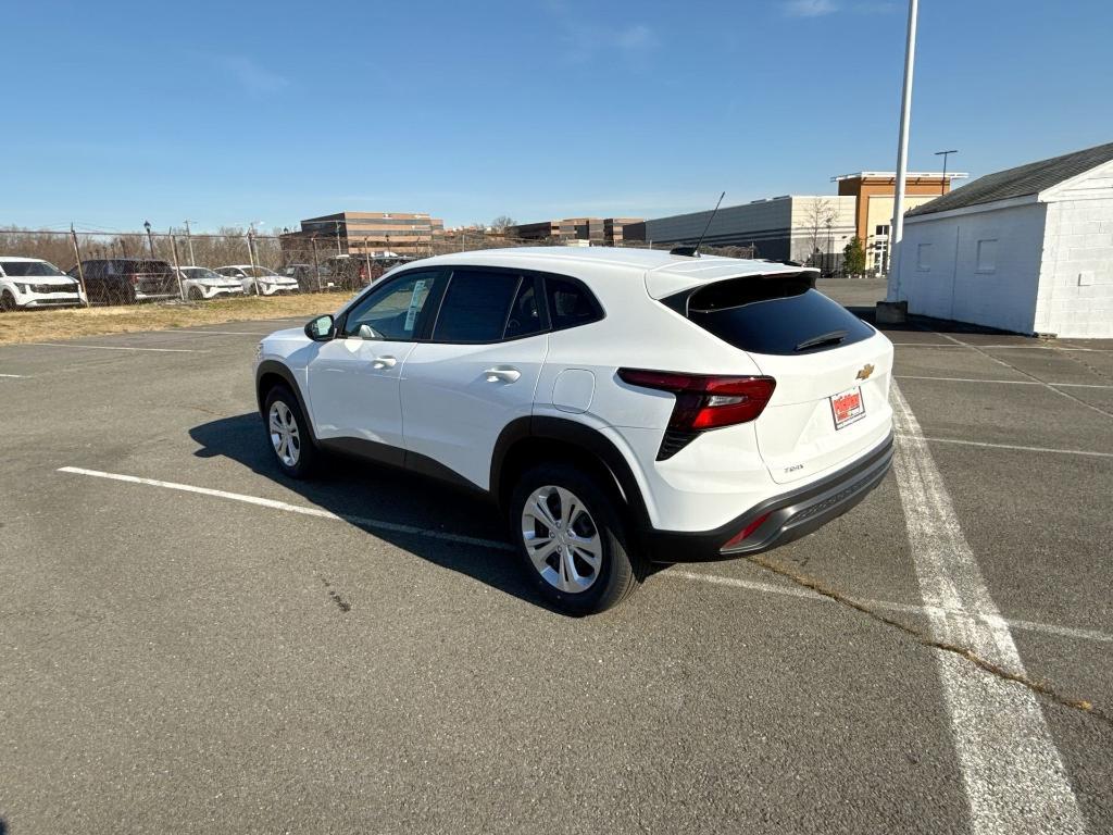 new 2025 Chevrolet Trax car, priced at $20,445