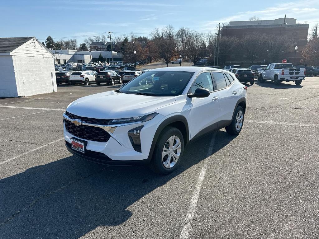 new 2025 Chevrolet Trax car, priced at $20,445