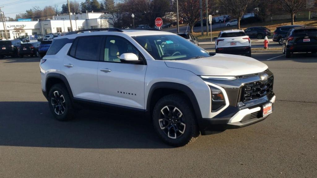 new 2025 Chevrolet Equinox car, priced at $38,674