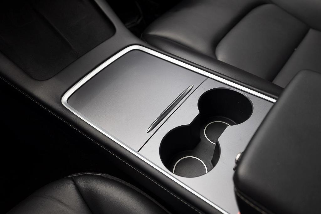 used 2022 Tesla Model 3 car, priced at $23,000