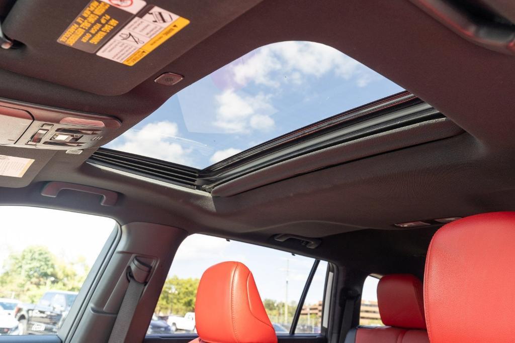 used 2023 Toyota Highlander car, priced at $38,655