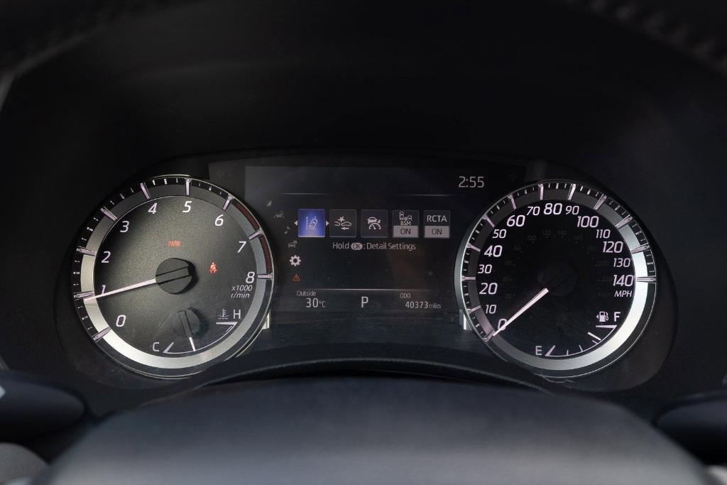 used 2023 Toyota Highlander car, priced at $38,655