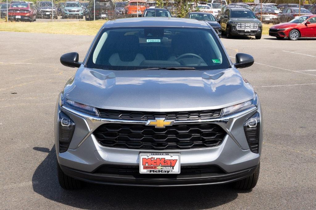 new 2025 Chevrolet Trax car, priced at $20,890