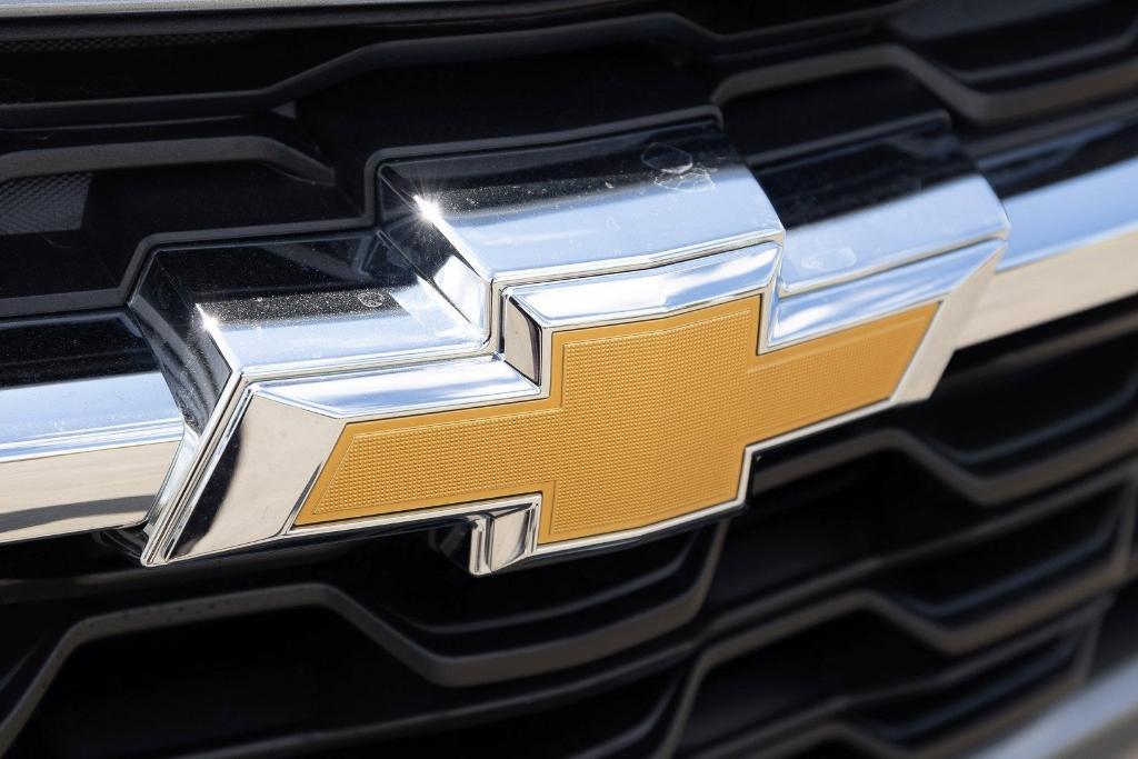 new 2025 Chevrolet Trax car, priced at $20,890