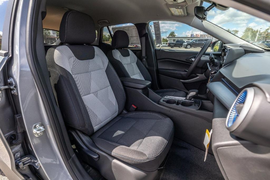 new 2025 Chevrolet Trax car, priced at $20,890