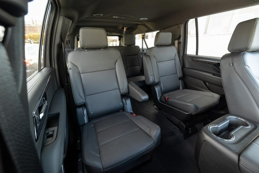 new 2026 Chevrolet Suburban car, priced at $73,000