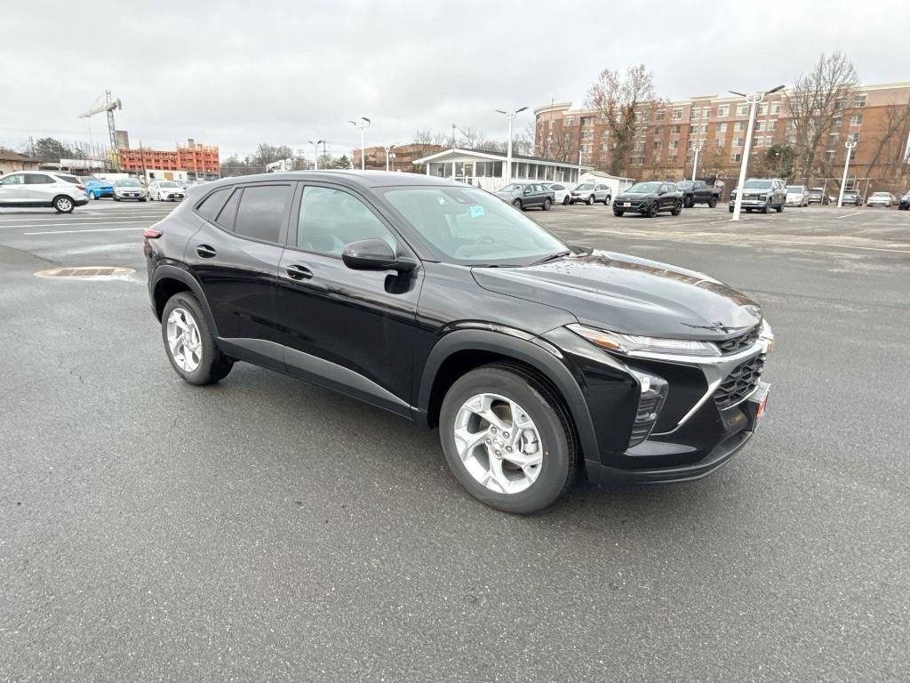 new 2024 Chevrolet Trax car, priced at $20,384