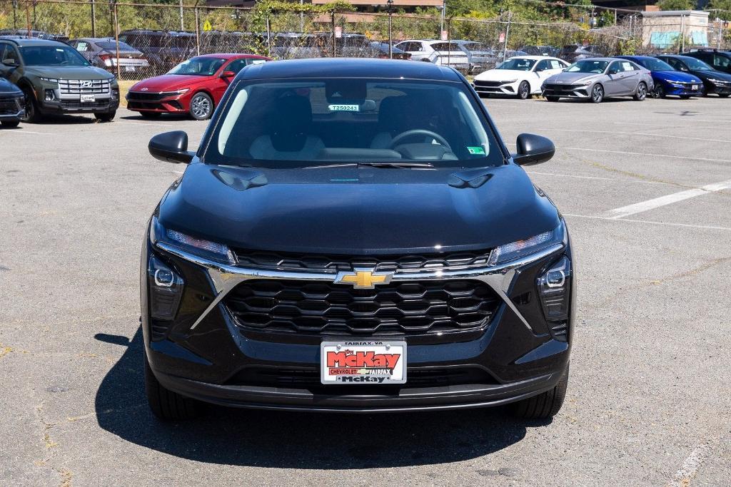 new 2025 Chevrolet Trax car, priced at $21,055