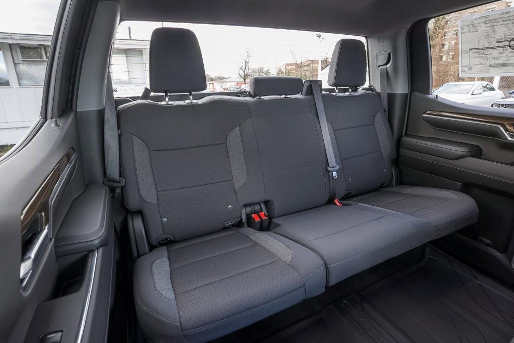 used 2024 Chevrolet Silverado 1500 car, priced at $44,000