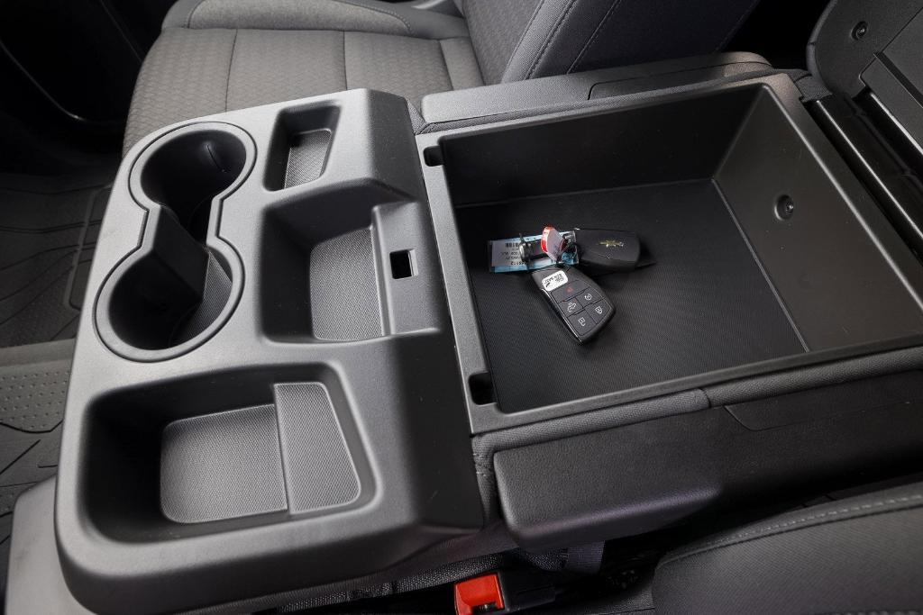 used 2024 Chevrolet Silverado 1500 car, priced at $44,000