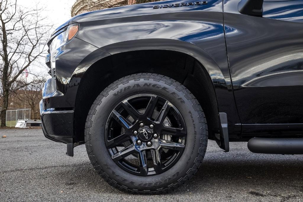 used 2024 Chevrolet Silverado 1500 car, priced at $44,000