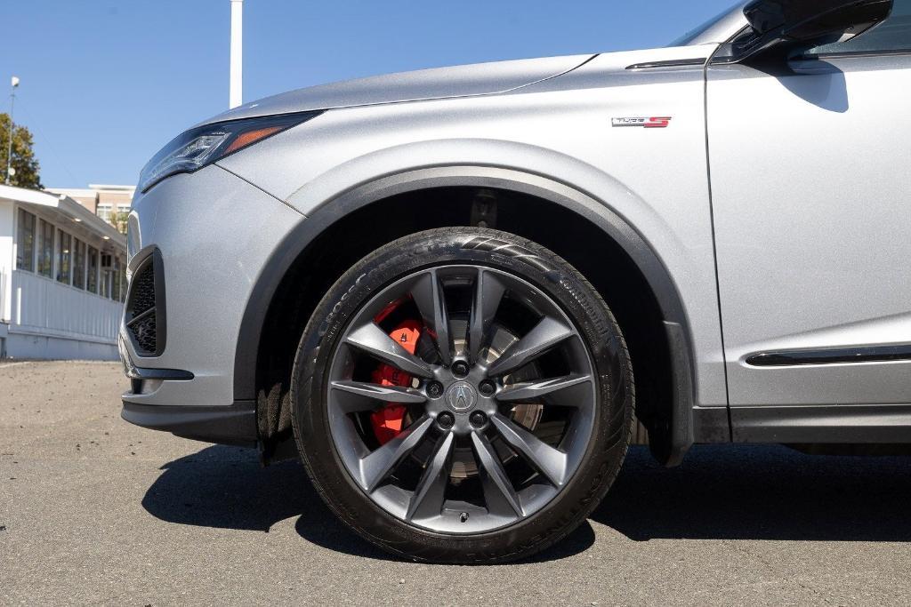 used 2023 Acura MDX car, priced at $44,000