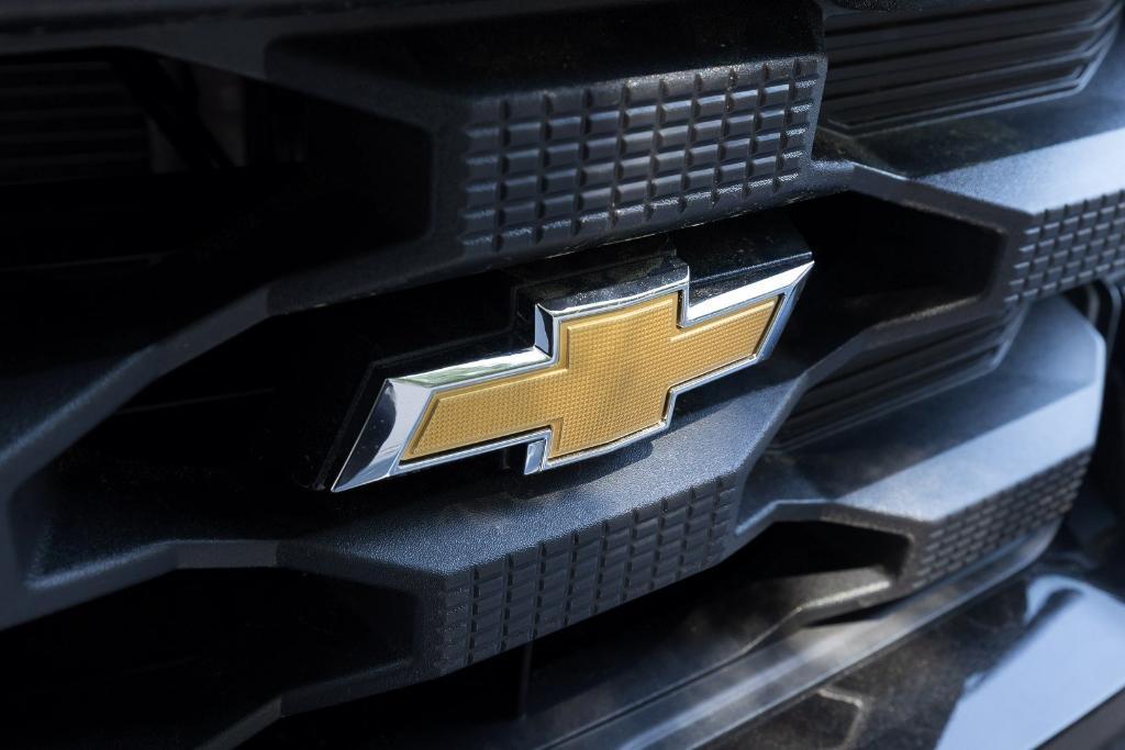 new 2025 Chevrolet Silverado 1500 car, priced at $39,999