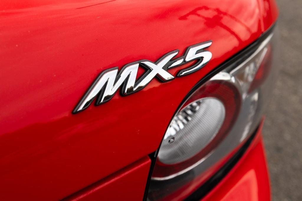 used 2008 Mazda MX-5 Miata car, priced at $10,900