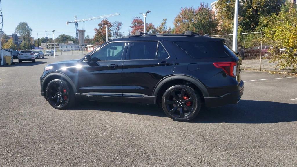 used 2022 Ford Explorer car, priced at $37,453