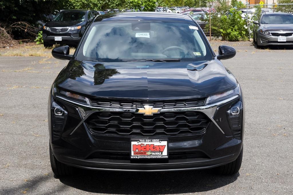 new 2025 Chevrolet Trax car, priced at $21,835