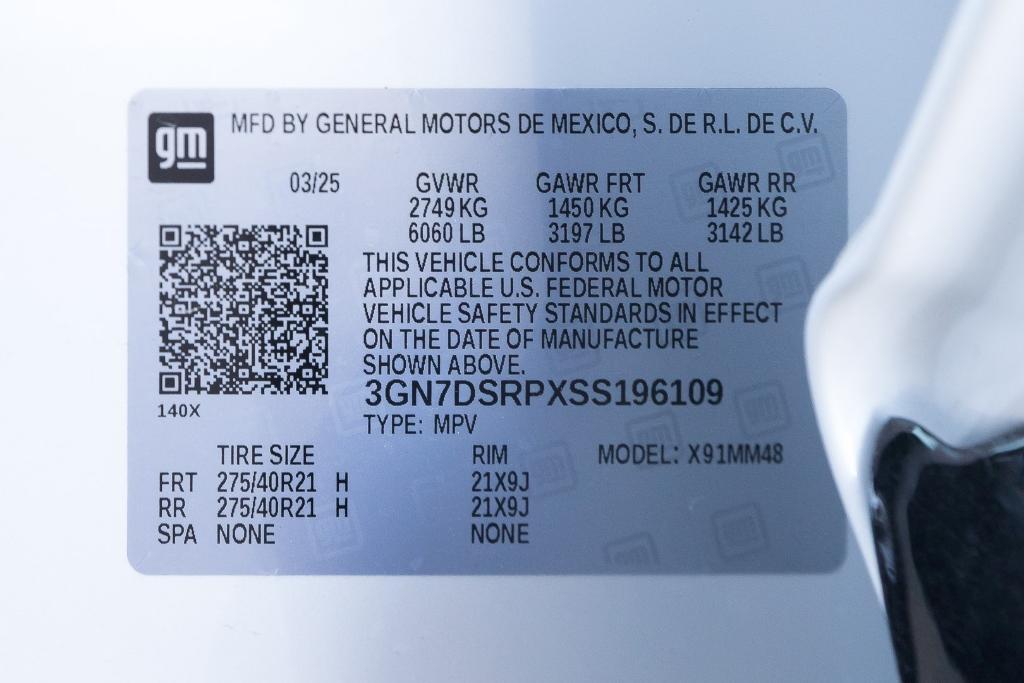 new 2025 Chevrolet Equinox EV car, priced at $41,244