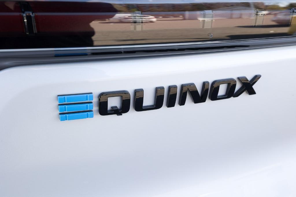 new 2025 Chevrolet Equinox EV car, priced at $41,244