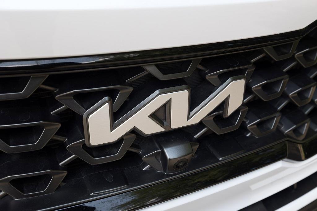 used 2022 Kia Sorento car, priced at $30,000