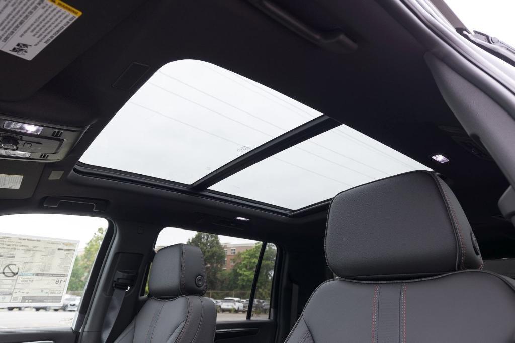 new 2025 Chevrolet Suburban car, priced at $78,336