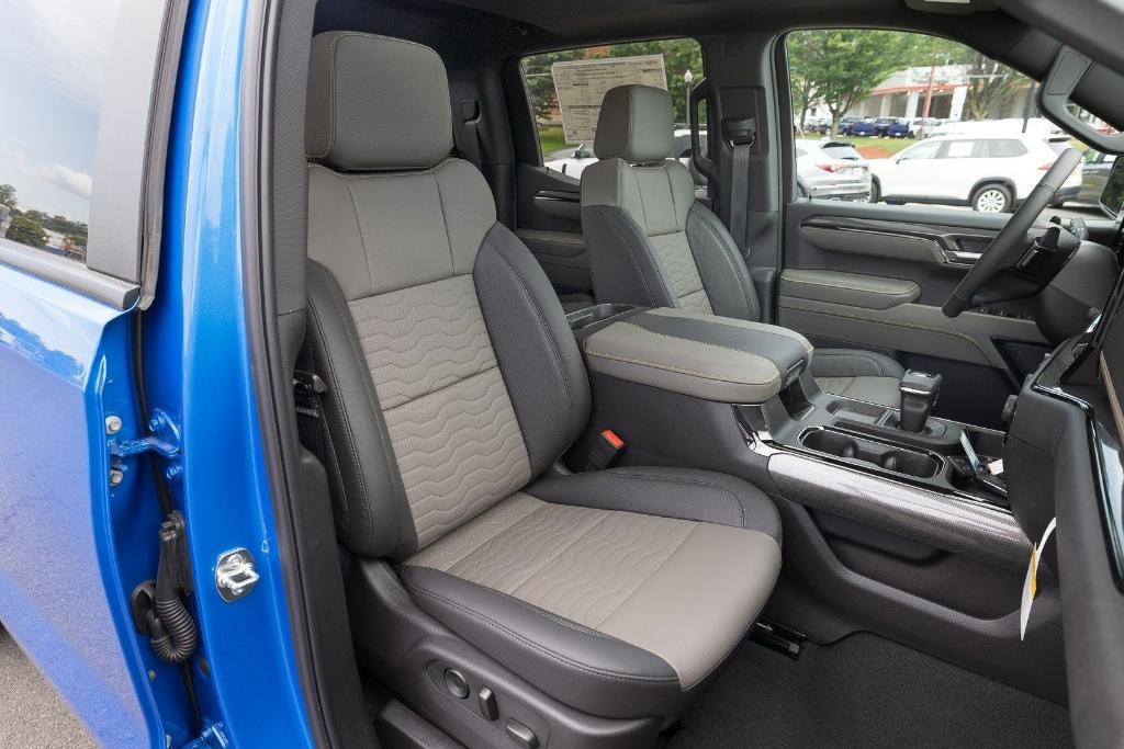 new 2025 Chevrolet Silverado 1500 car, priced at $70,272