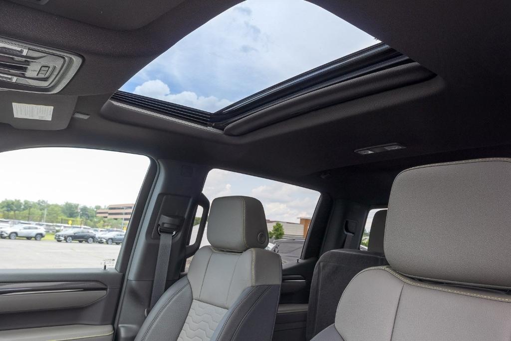 new 2025 Chevrolet Silverado 1500 car, priced at $70,272