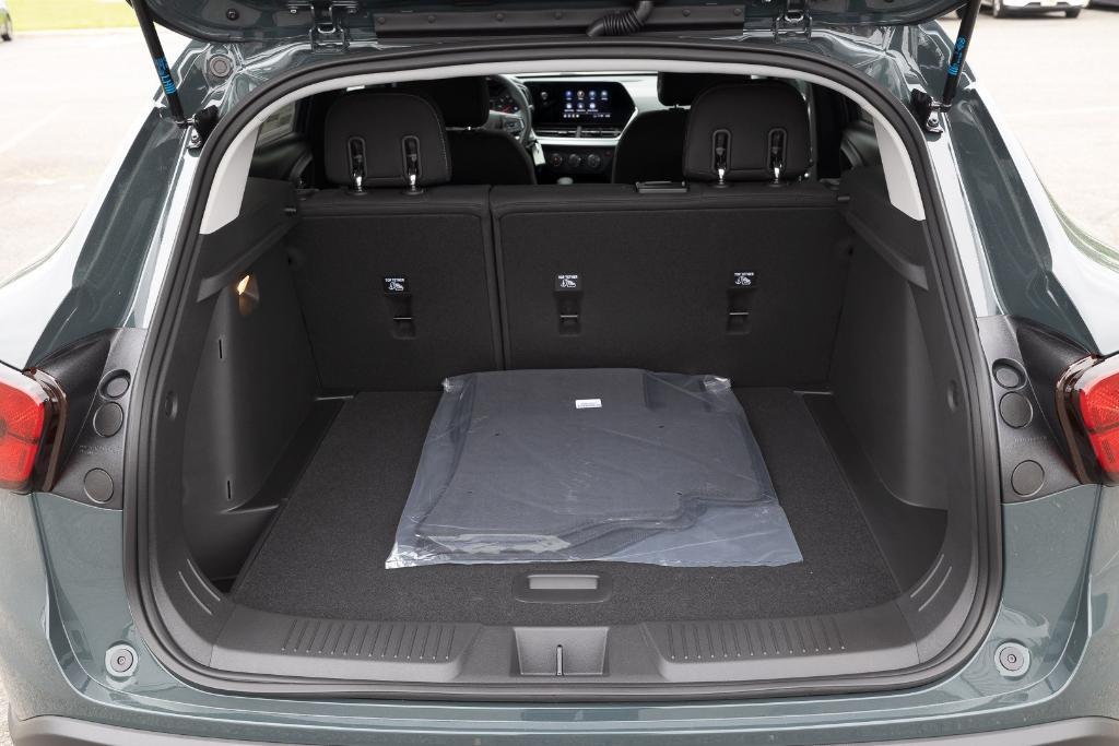 new 2025 Chevrolet Trax car, priced at $20,452