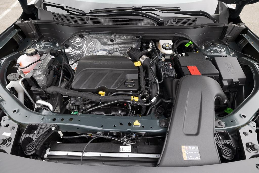 new 2025 Chevrolet Trax car, priced at $20,452