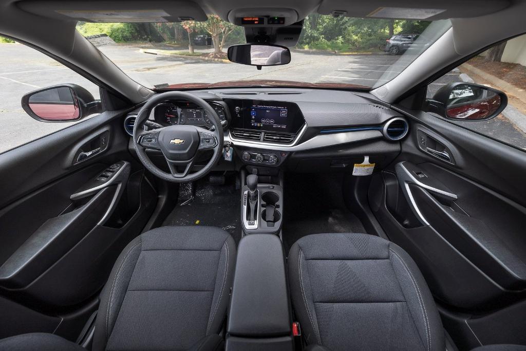new 2025 Chevrolet Trax car, priced at $20,341