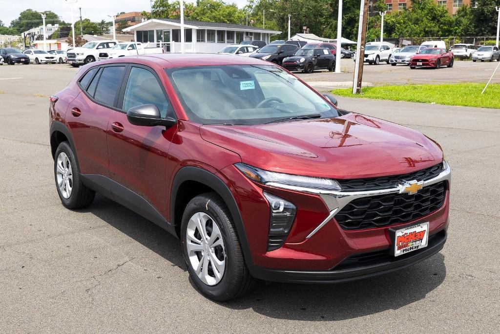 new 2025 Chevrolet Trax car, priced at $20,341