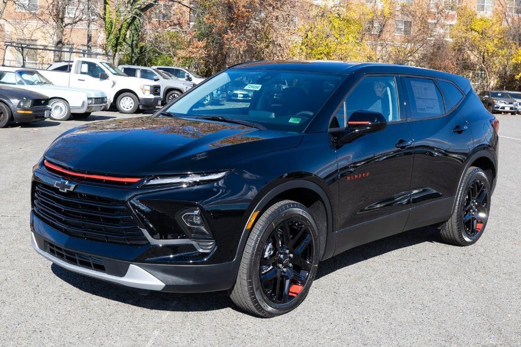 new 2025 Chevrolet Blazer car, priced at $36,180