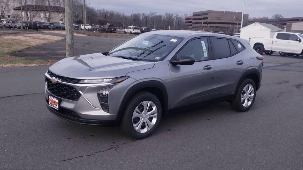 new 2025 Chevrolet Trax car, priced at $20,445